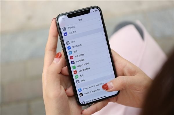 iPhone X二代大曝光：升級Face ID 提升屏占比